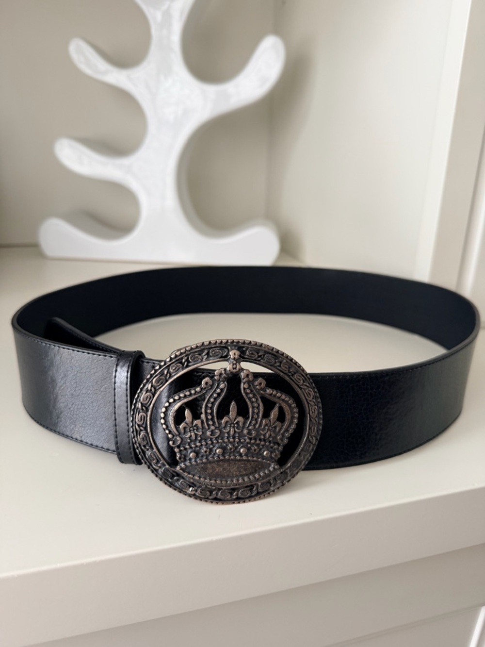 Vintage Y2K 2000’S OLSEN Crown Buckle Leather Belt Women’s Size 80 CM Black